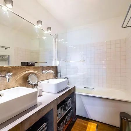 דירה Superbe Duplex Paris-rooftop Vue Panoramique פריז